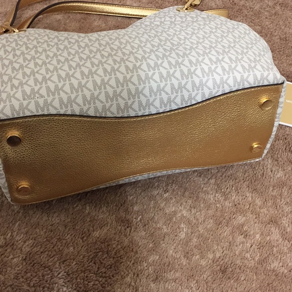 New Michael Kors shoulder tote bag & wallet set - Picture 3 of 8